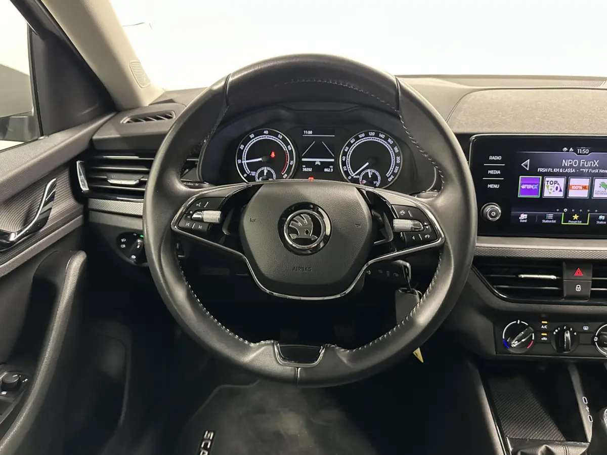 1.0 TSI Ambition CARPLAY DAB LM CRUISE.