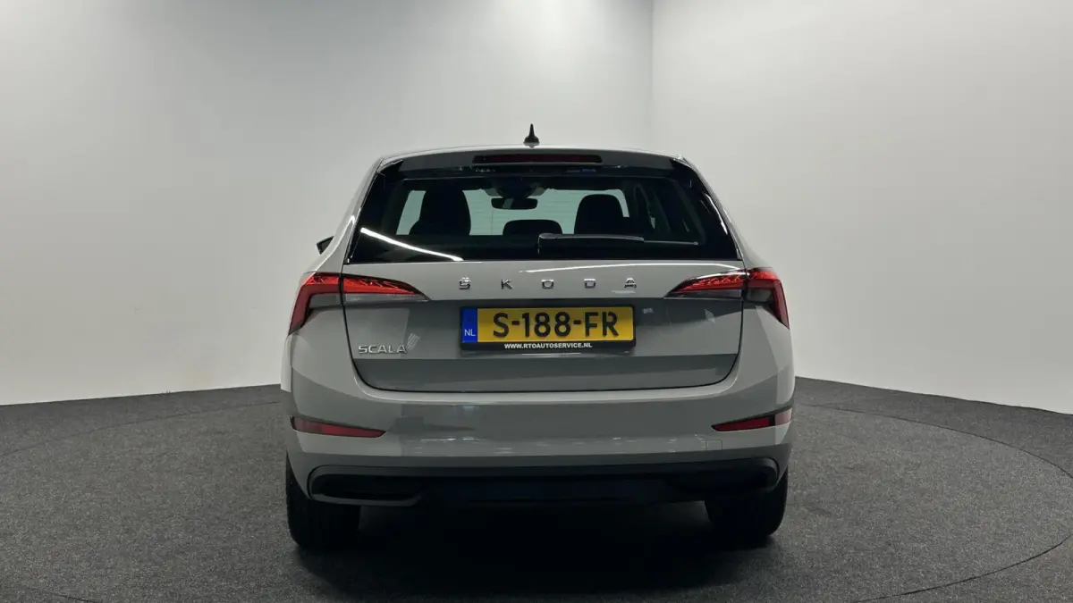 1.0 TSI Ambition CARPLAY DAB LM CRUISE.