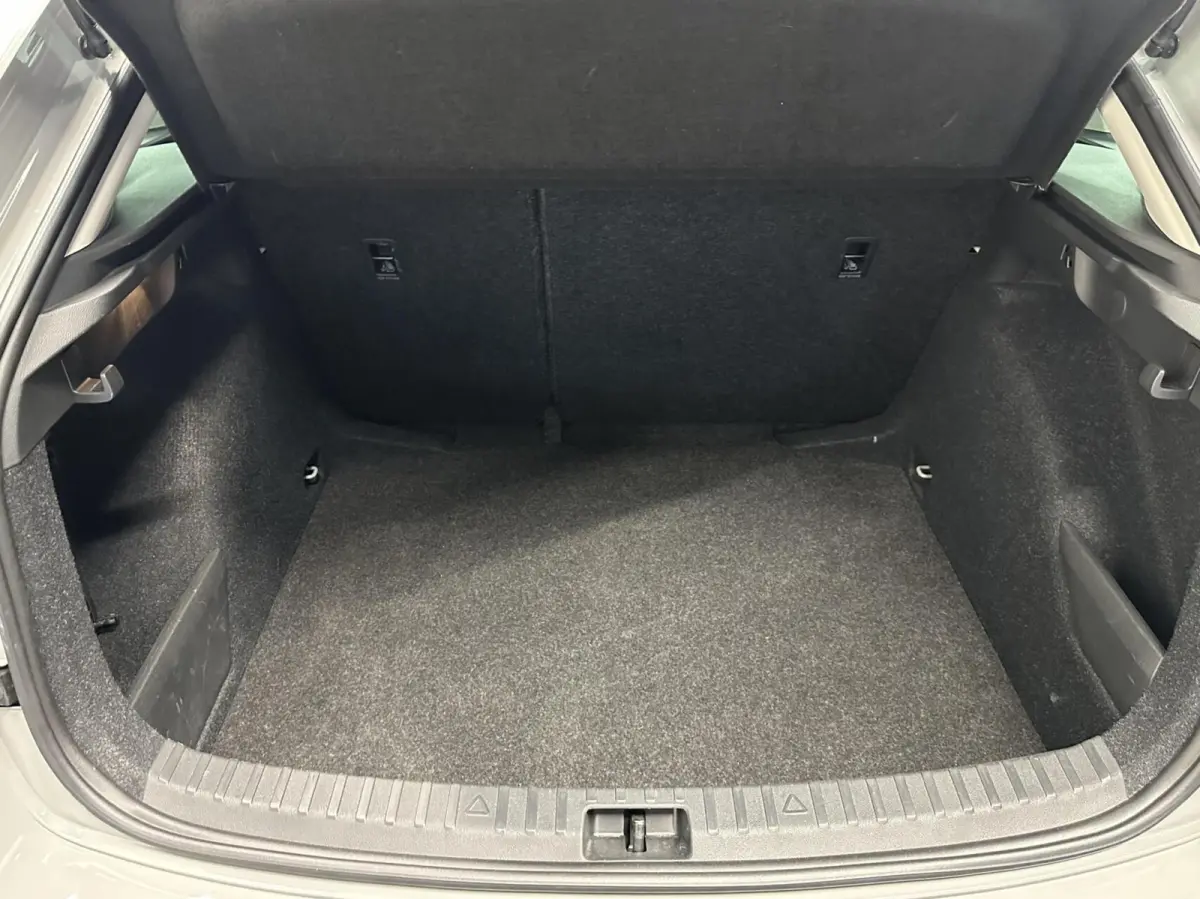 1.0 TSI Ambition CARPLAY DAB LM CRUISE.