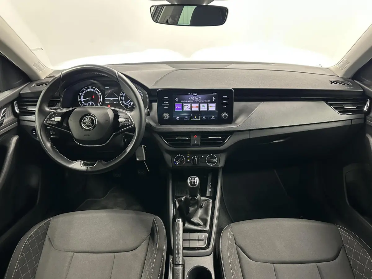 1.0 TSI Ambition CARPLAY DAB LM CRUISE.