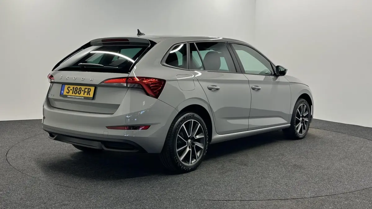1.0 TSI Ambition CARPLAY DAB LM CRUISE.
