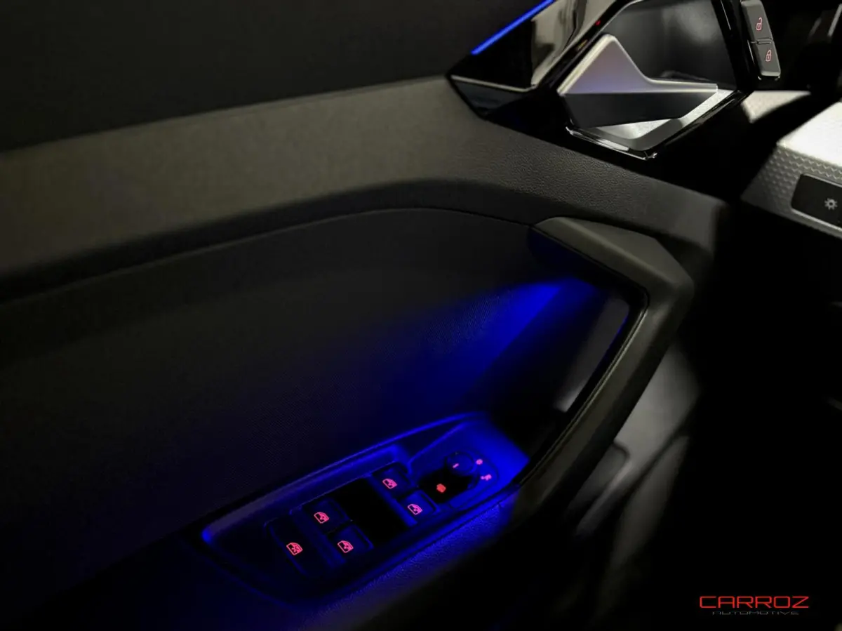 40 TFSI 207 Pk 3x S Line ACC CarPlay Ambiance Navi