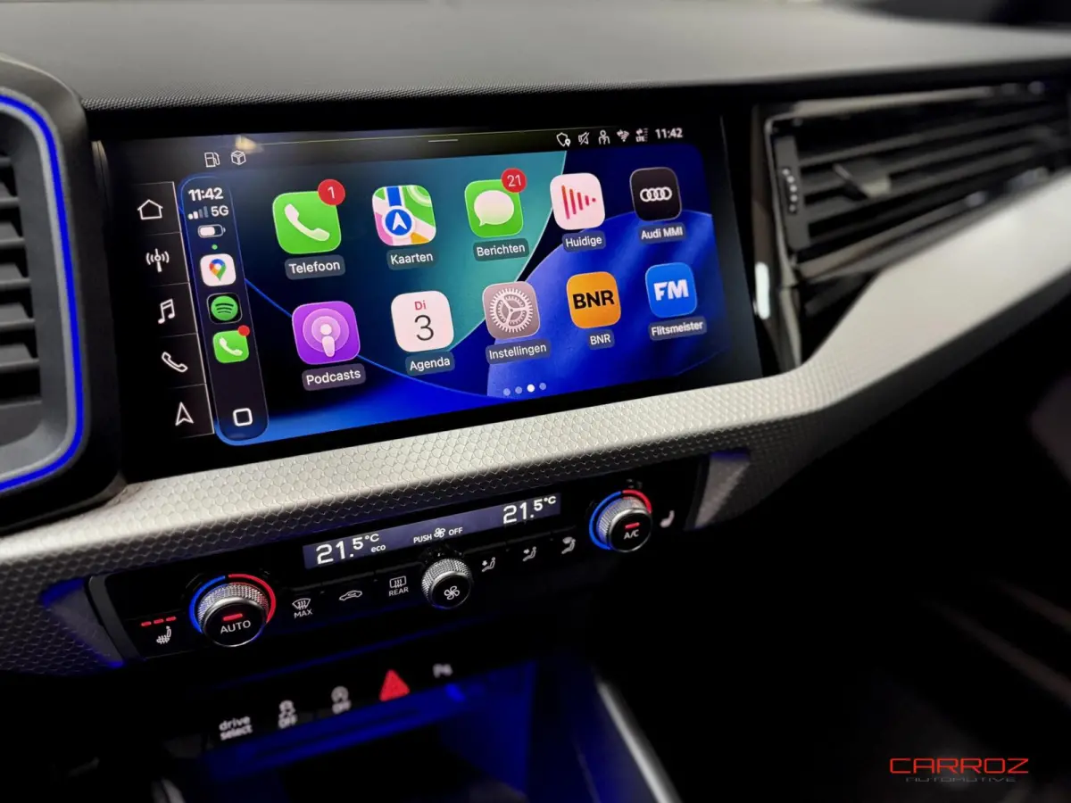 40 TFSI 207 Pk 3x S Line ACC CarPlay Ambiance Navi