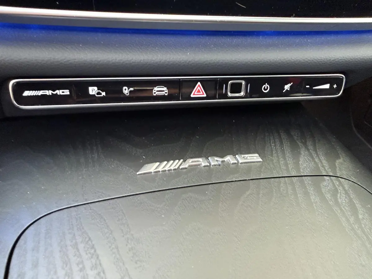 AMG 53 4MATIC+ Night Edition / Opaalwit Magno/ Panoramadak/ SUPERSCREEN/ Dynamic Plus/ Night 1+2/ Perf. Stoelen/ El. Trekhaak/ UNIEK!