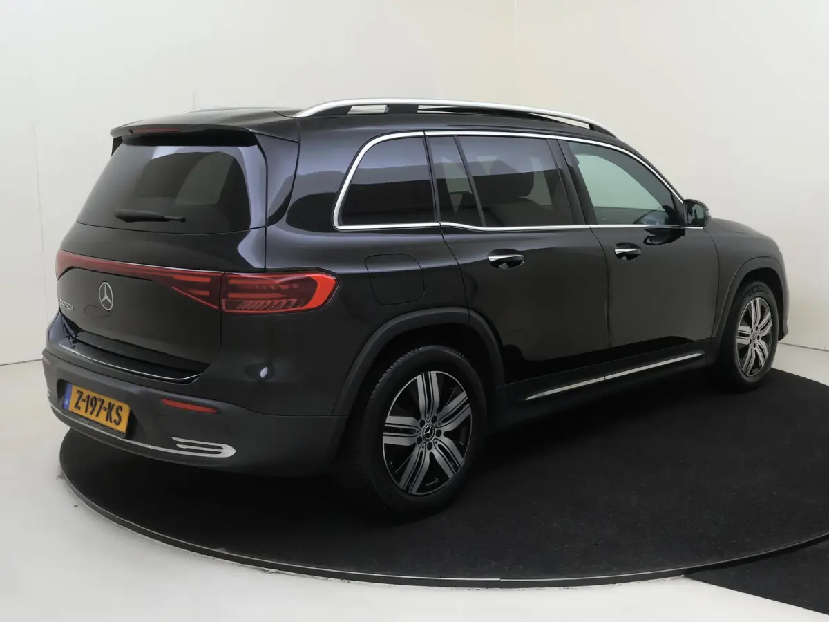 250+ Luxury Line 71 kWh / Carplay/ 360 Camera/ Panoramadak/ Trekhaak/ Winterpakket