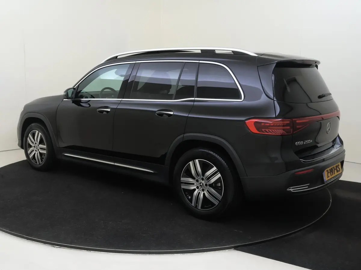 250+ Luxury Line 71 kWh / Carplay/ 360 Camera/ Panoramadak/ Trekhaak/ Winterpakket