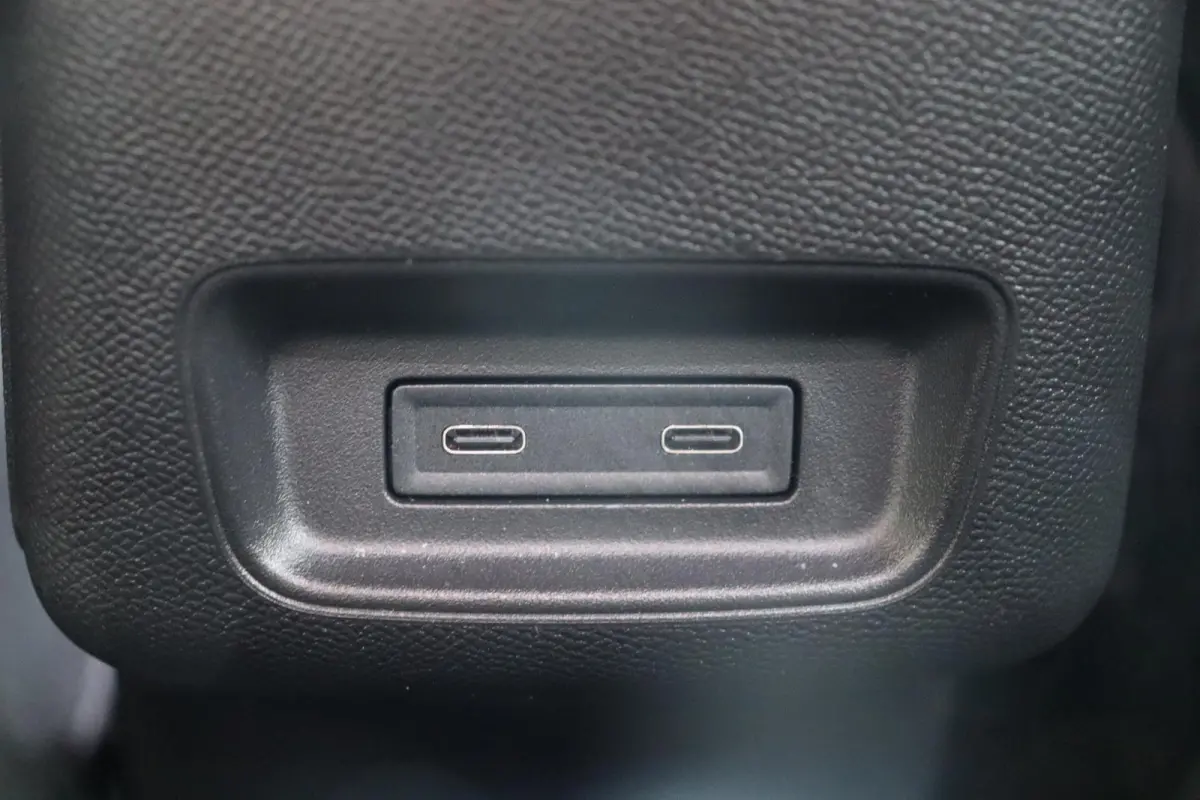1.2 Turbo Hybrid GS Tech. Pakket / Winterpakket / 2+6 jaar Garantie