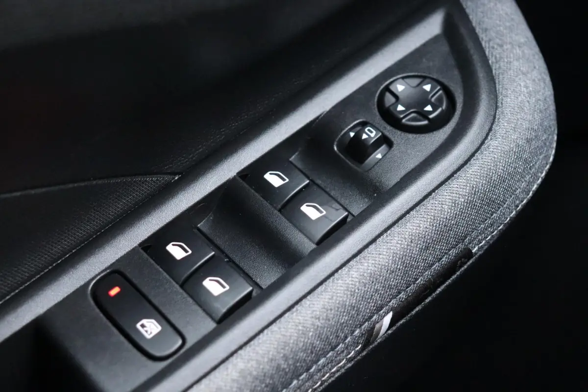 1.2 Turbo Hybrid GS Tech. Pakket / Winterpakket / 2+6 jaar Garantie