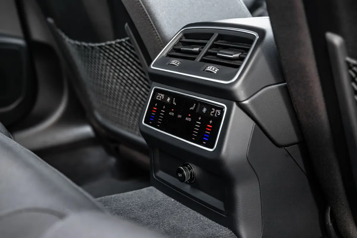 50 TFSI e quattro Advanced edition | Trekhaak | Stoelverwarming | ACC |