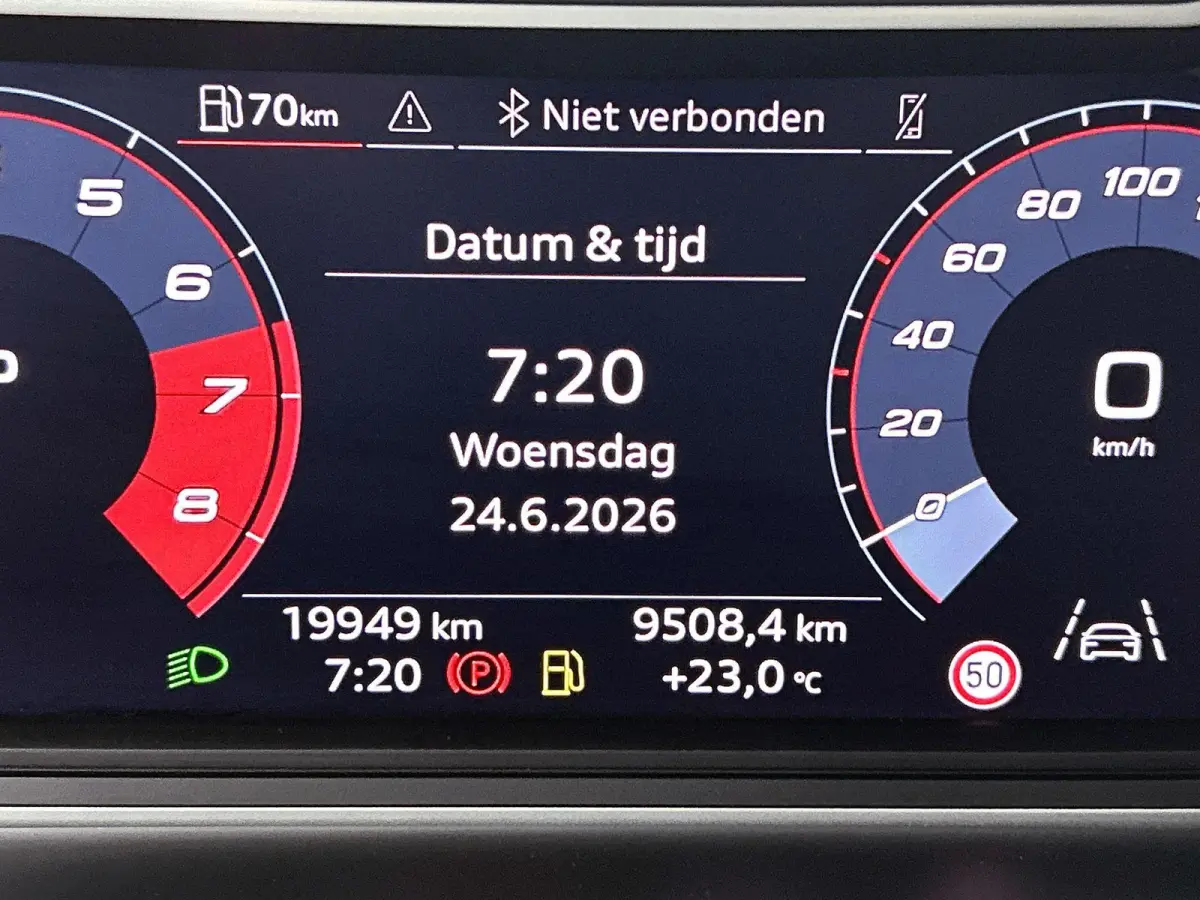 30 TFSI S edition 116 PK | Automaat | Climate Control | Cruise Control | Achteruitrijcamera | Parkeersensoren | Sfeerverlichting | Digitale Cockpit | Privacy glas |
