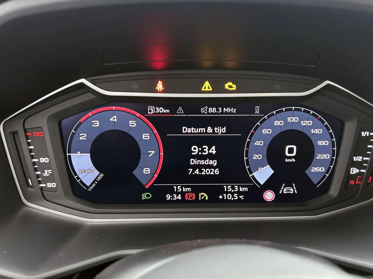 25 TFSI Advanced edition 17" LM Velgen | Apple carplay | Parkeersensoren | Virtual cockpit | Airco