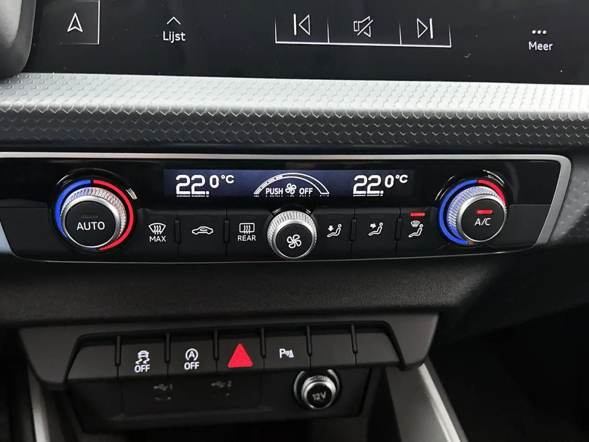 25 TFSI Advanced edition 17" LM Velgen | Apple carplay | Parkeersensoren | Virtual cockpit | Airco