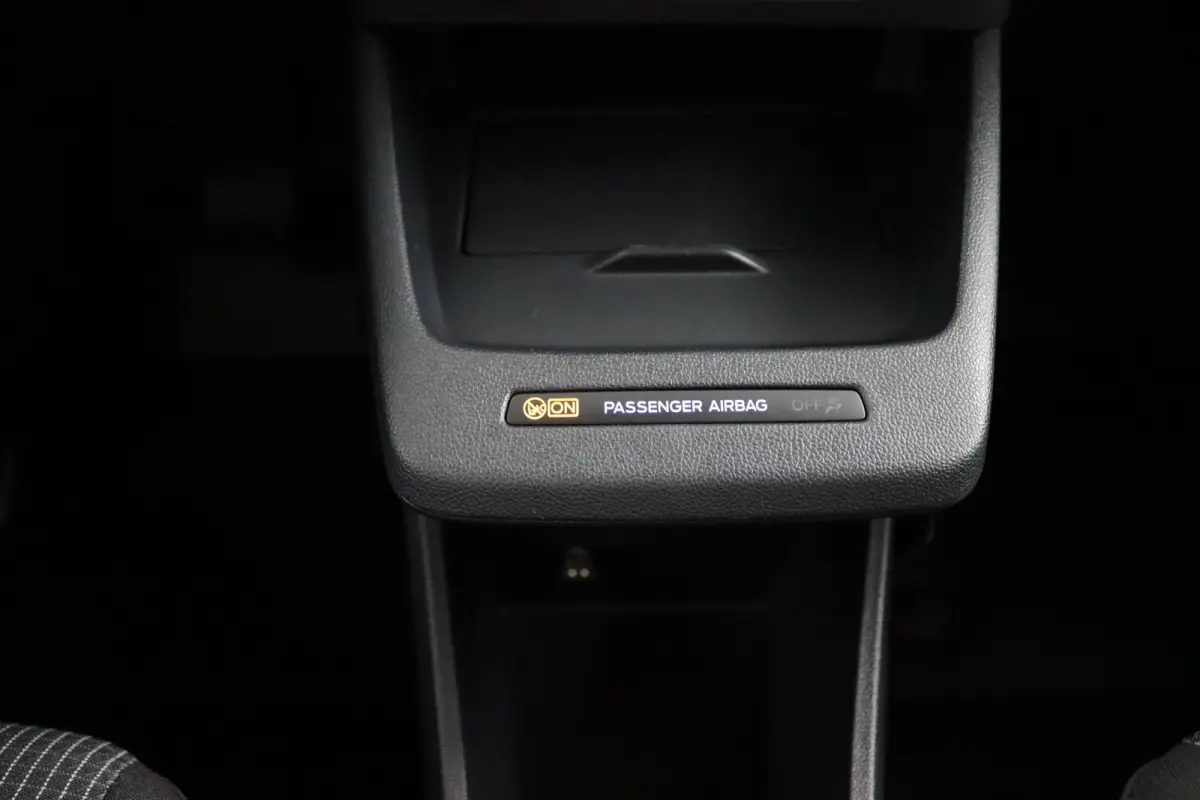 Limited 44 kWh | Trekhaak | CarPlay/Android Auto | LED | Schuifdeur | Airconditioning