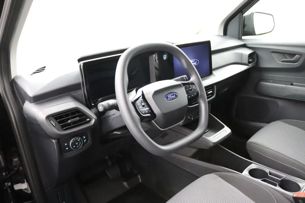 Limited 44 kWh | Trekhaak | CarPlay/Android Auto | LED | Schuifdeur | Airconditioning
