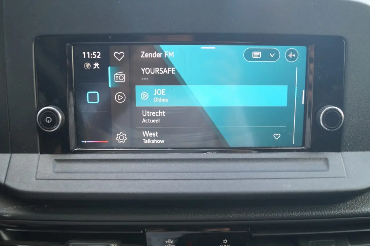2.0 TDI Comfort -AIRCO-PDC-CRUISE-CARPLAY-
