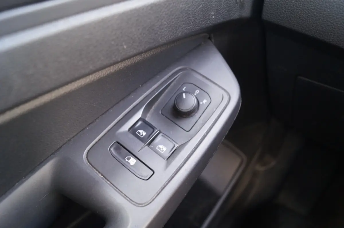 2.0 TDI Comfort -AIRCO-PDC-CRUISE-CARPLAY-