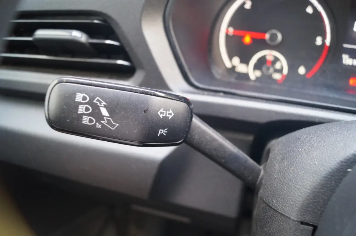 2.0 TDI Comfort -AIRCO-PDC-CRUISE-CARPLAY-