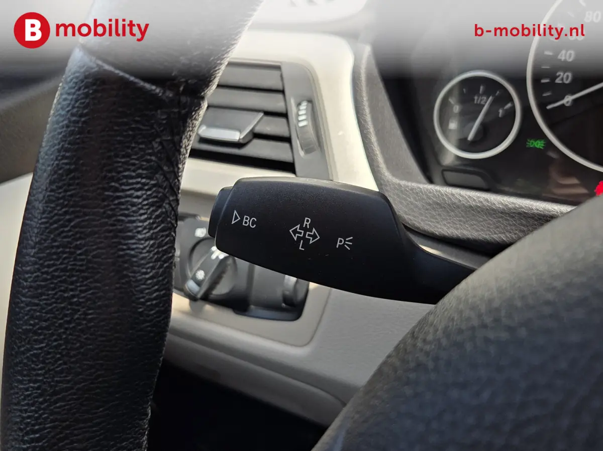 320i Executive Sportline Automaat Apple CarPlay NL Auto! | Sportstoelen | Navigatie | Cruise Control | PDC