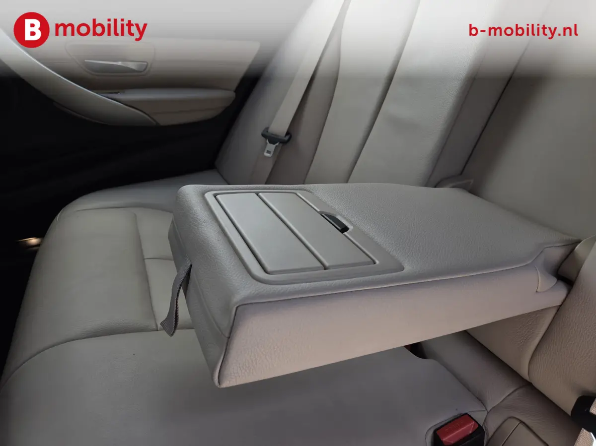 320i Executive Sportline Automaat Apple CarPlay NL Auto! | Sportstoelen | Navigatie | Cruise Control | PDC