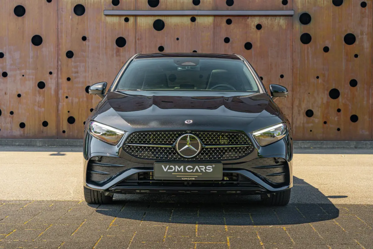 250 e Premium Plus | AMG | Night | Memory | 360 | Panorama | CarPlay | Vol |