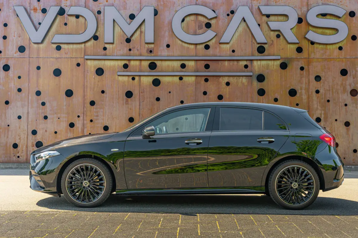 250 e Premium Plus | AMG | Night | Memory | 360 | Panorama | CarPlay | Vol |