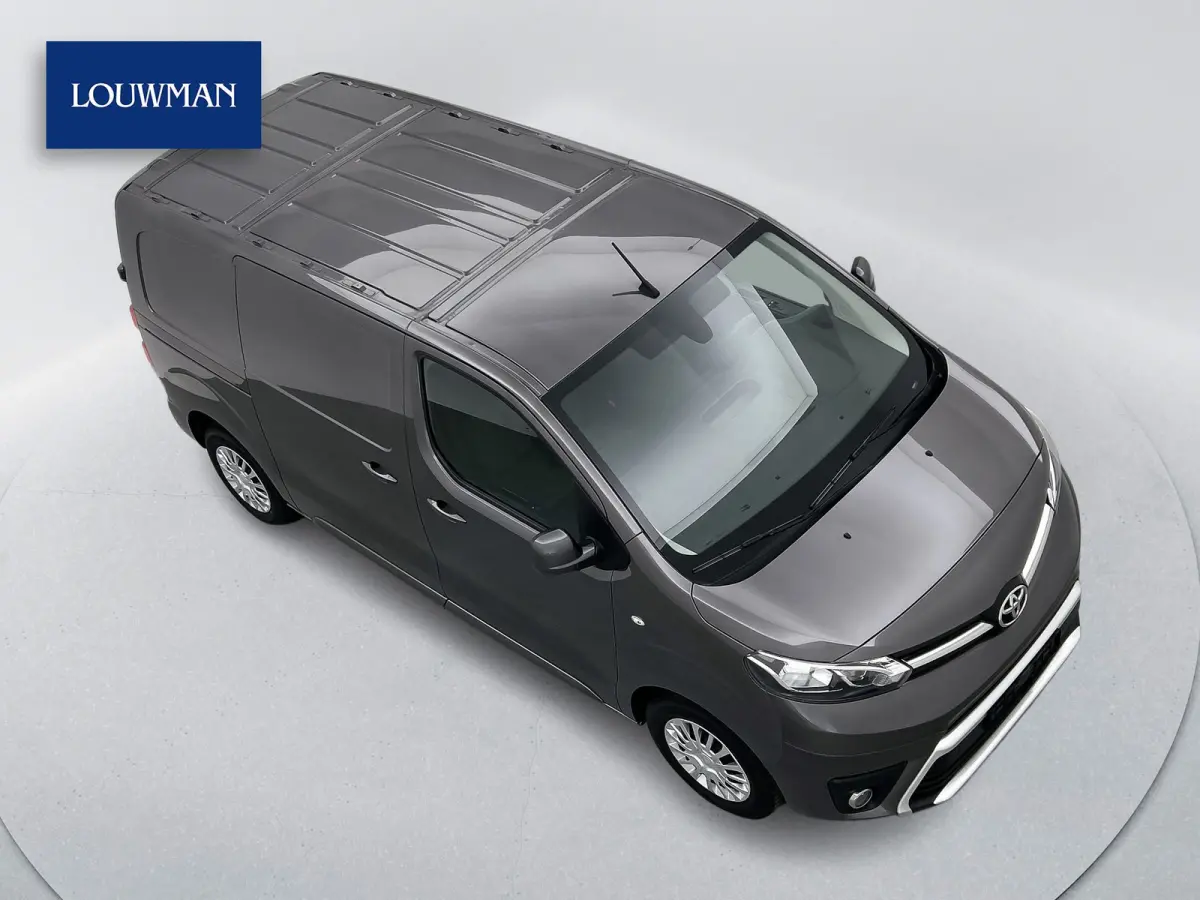 2.0 D-4D 145pk Navigatie Camera Betimmering Cruise control Blind-spot assist