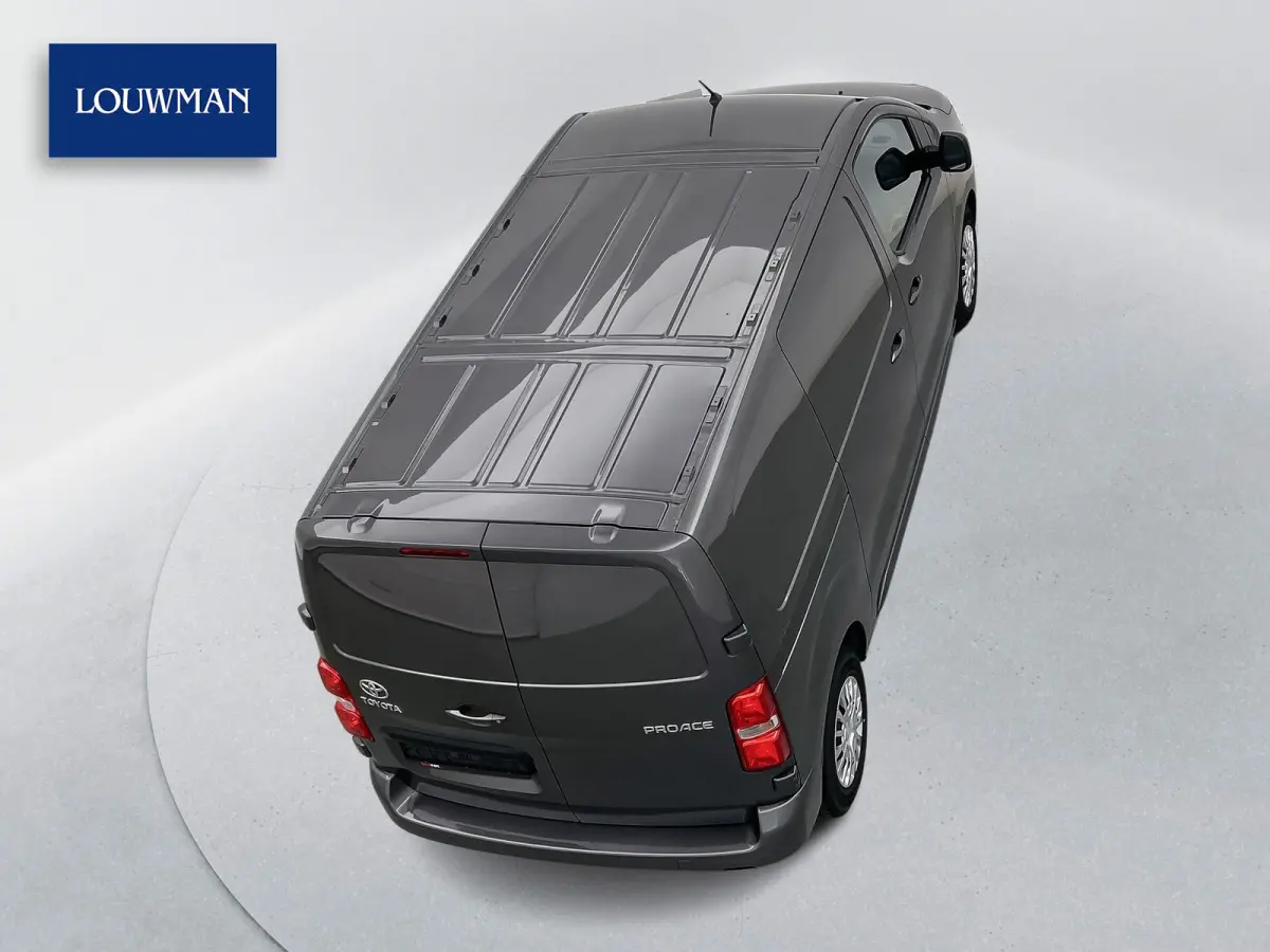 2.0 D-4D 145pk Navigatie Camera Betimmering Cruise control Blind-spot assist