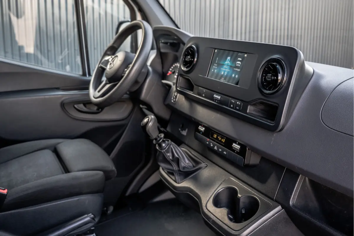 311 CDI RWD L2H2 | Volledig Ingericht | Mbux | Camera | Carplay | Climatronic