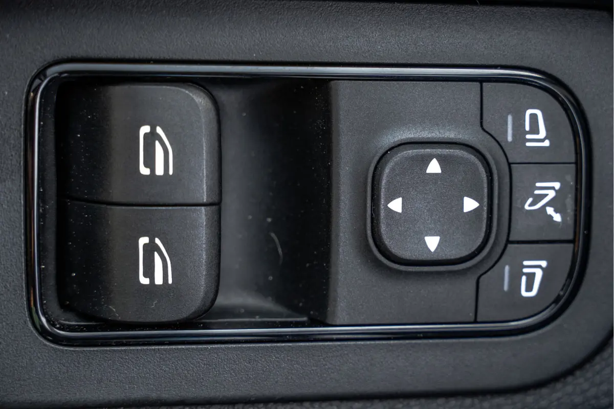311 CDI RWD L2H2 | Volledig Ingericht | Mbux | Camera | Carplay | Climatronic