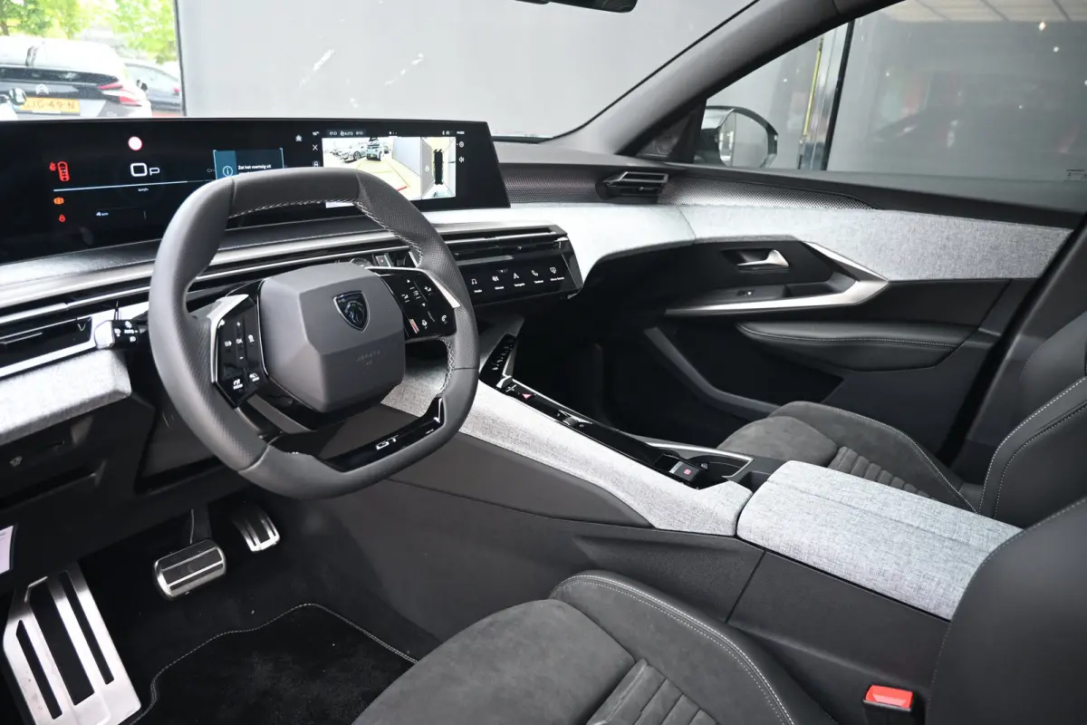 1.2 Hybrid 145 GT 7p. DEMO-DEAL! | Tot 8 Jaar Garantie! | Schuif-/Kanteldak | 360 Camera | Adaptive Cruise | Alcantara | Keyless-Entry | !!