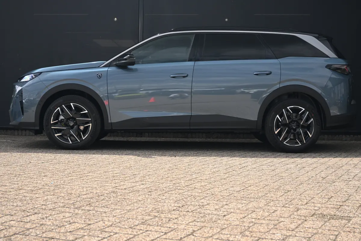 1.2 Hybrid 145 GT 7p. DEMO-DEAL! | Tot 8 Jaar Garantie! | Schuif-/Kanteldak | 360 Camera | Adaptive Cruise | Alcantara | Keyless-Entry | !!