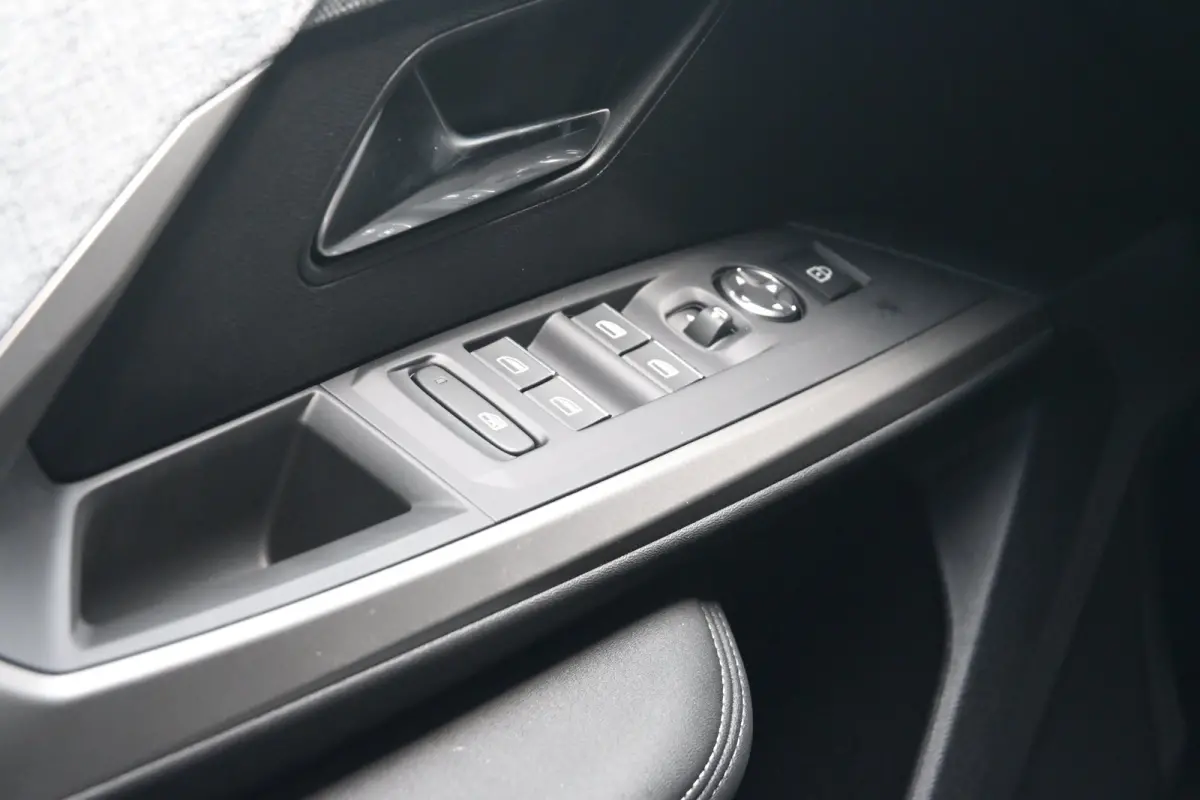 1.2 Hybrid 145 GT 7p. DEMO-DEAL! | Tot 8 Jaar Garantie! | Schuif-/Kanteldak | 360 Camera | Adaptive Cruise | Alcantara | Keyless-Entry | !!