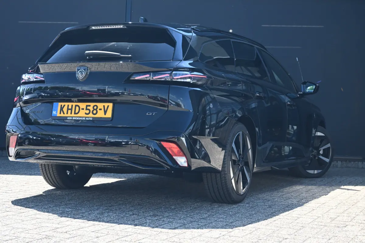 GT 54 kWh | Navigatie | Massagestoelen | Stoel/Stuurverwarming | Dodehoekdetectie | 360 Camera | !!