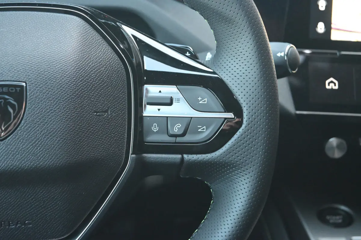 GT 54 kWh | Navigatie | Massagestoelen | Stoel/Stuurverwarming | Dodehoekdetectie | 360 Camera | !!