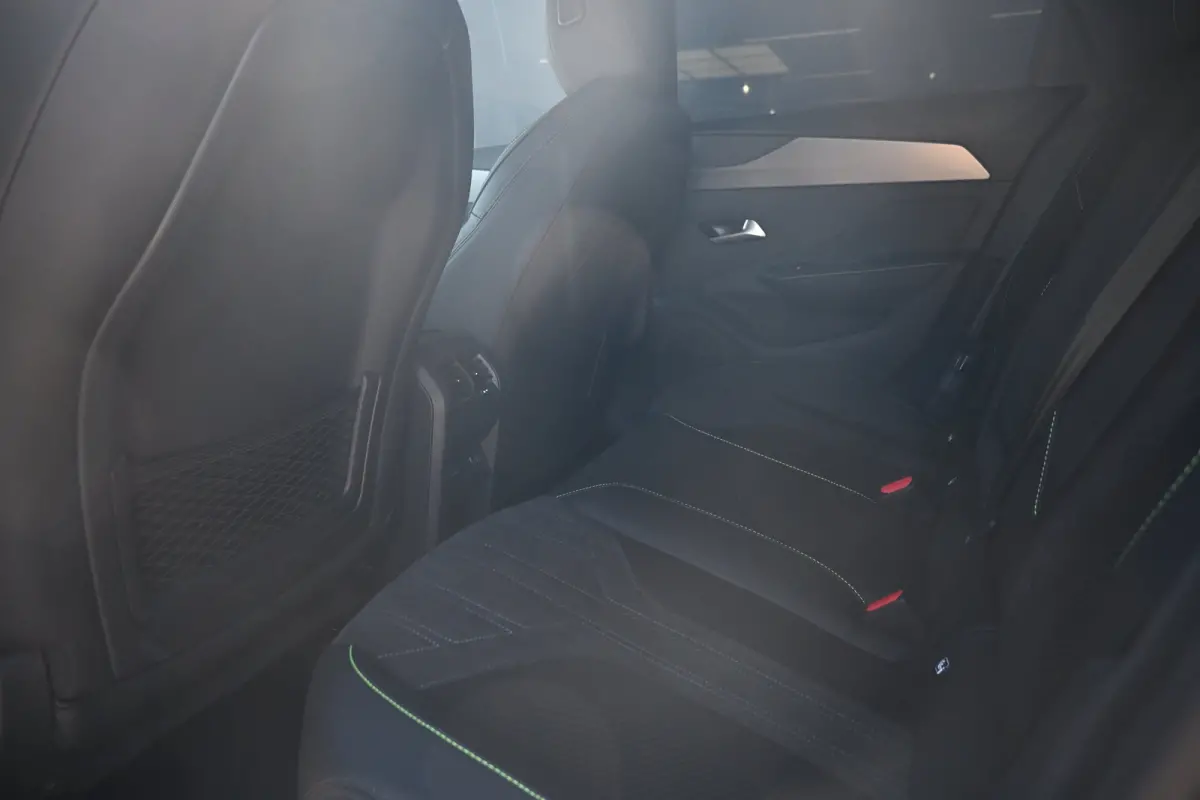 GT 54 kWh | Navigatie | Massagestoelen | Stoel/Stuurverwarming | Dodehoekdetectie | 360 Camera | !!