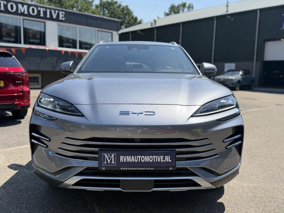 Comfort 1.5 DM-i FWD 9000 KM ! 125km electrisch rijbereik | 6 jaar volledige BYD GARANTIE TM 2031 | FULL OPTION