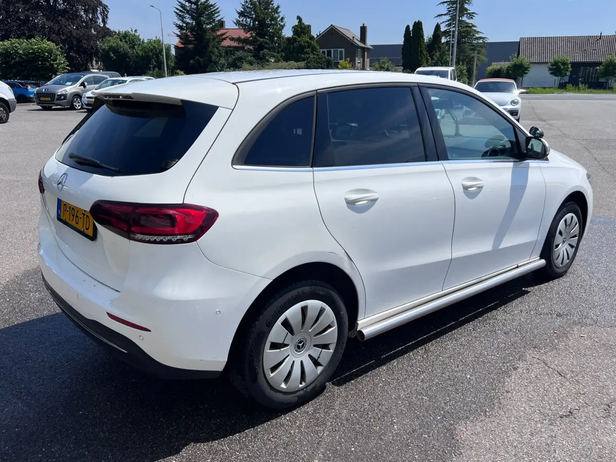 200d / AUTOMAAT / TIK IN DE MOTOR / CAMERA / NAP / XENON /