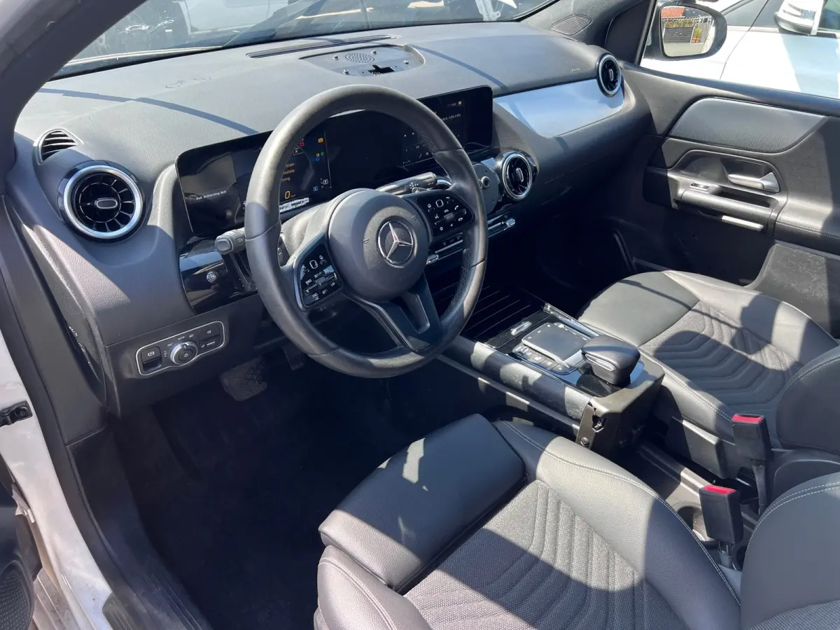 200d / AUTOMAAT / TIK IN DE MOTOR / CAMERA / NAP / XENON /