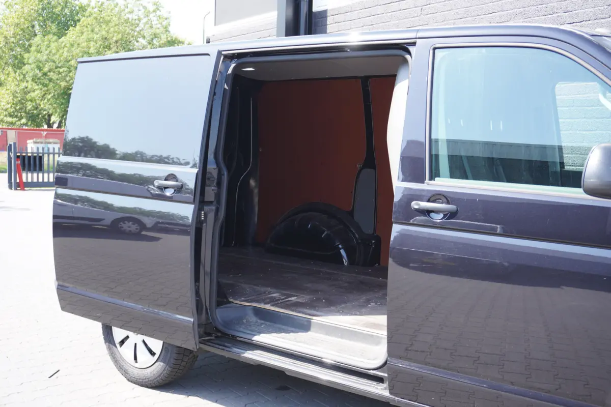 2.0 TDI 150PK Automaat EURO 6 - Airco - Navi - Cruise - €17.499,- Excl.