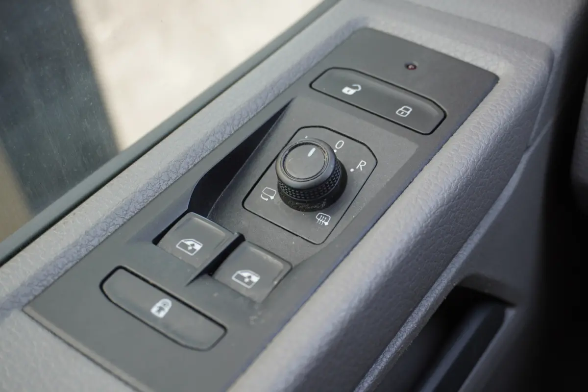 2.0 TDI 150PK Automaat EURO 6 - Airco - Navi - Cruise - €17.499,- Excl.