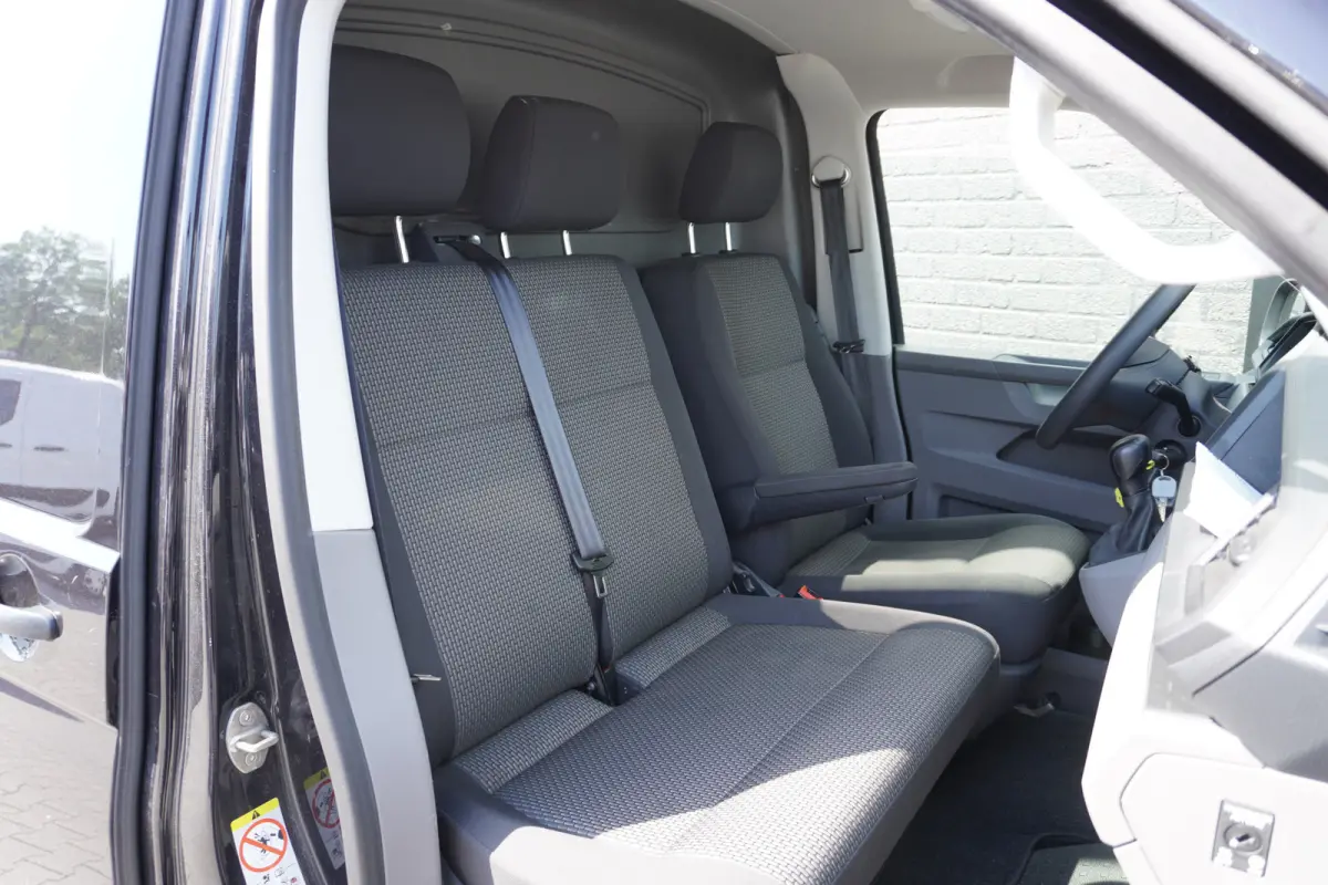 2.0 TDI 150PK Automaat EURO 6 - Airco - Navi - Cruise - €17.499,- Excl.