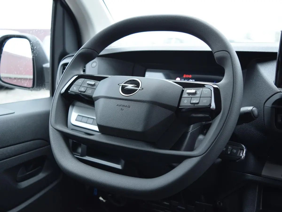 Electric L2 75 kWh | tot 8 jaar garantie | Apple Carplay | camera | dodehoekwaarschuwing | parkeersensoren voor & achter | Comfort tussenschot | laadruimtebetimmering