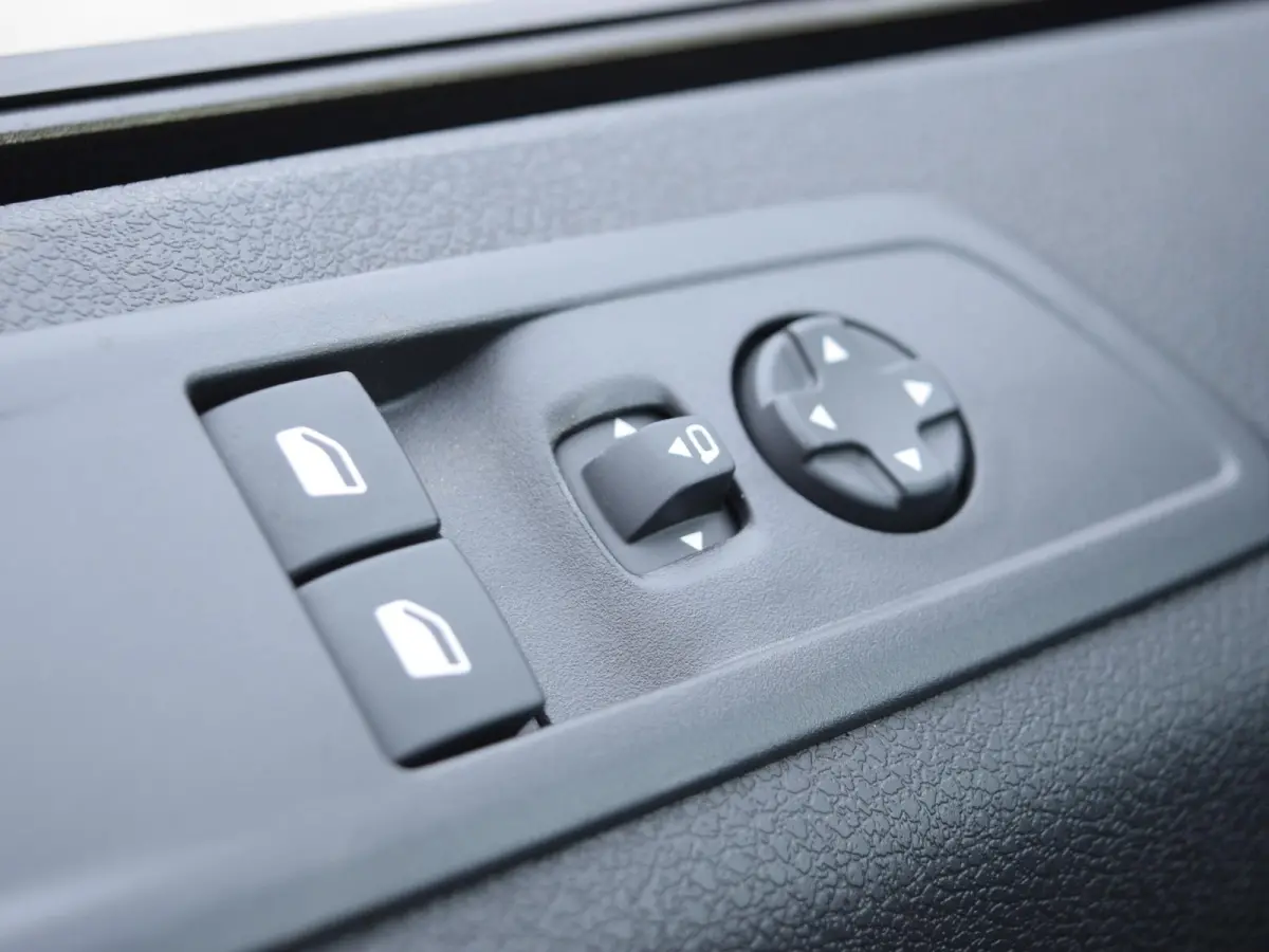 Electric L2 75 kWh | tot 8 jaar garantie | Apple Carplay | camera | dodehoekwaarschuwing | parkeersensoren voor & achter | Comfort tussenschot | laadruimtebetimmering