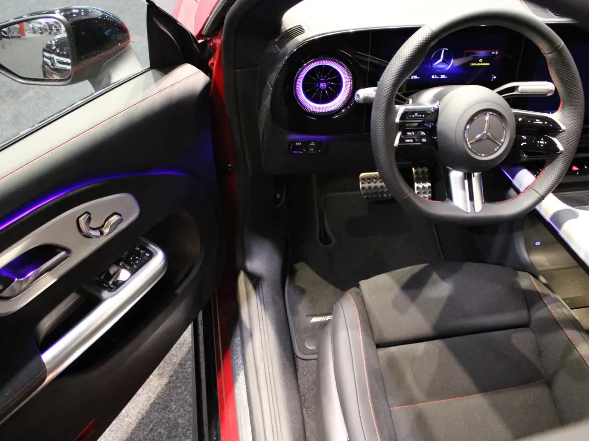 Limousine 250+ Launch Edition 85.5 kWh