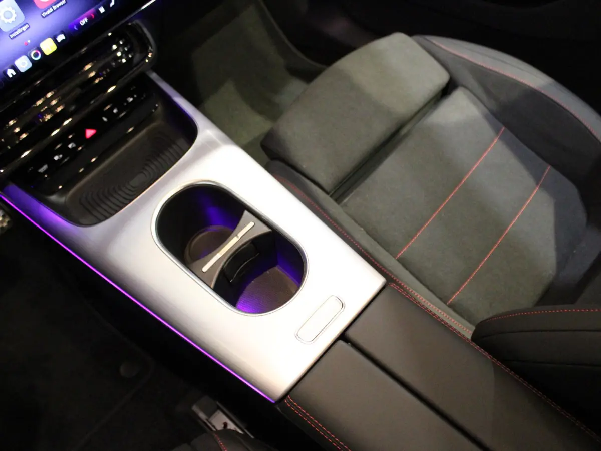 Limousine 250+ Launch Edition 85.5 kWh