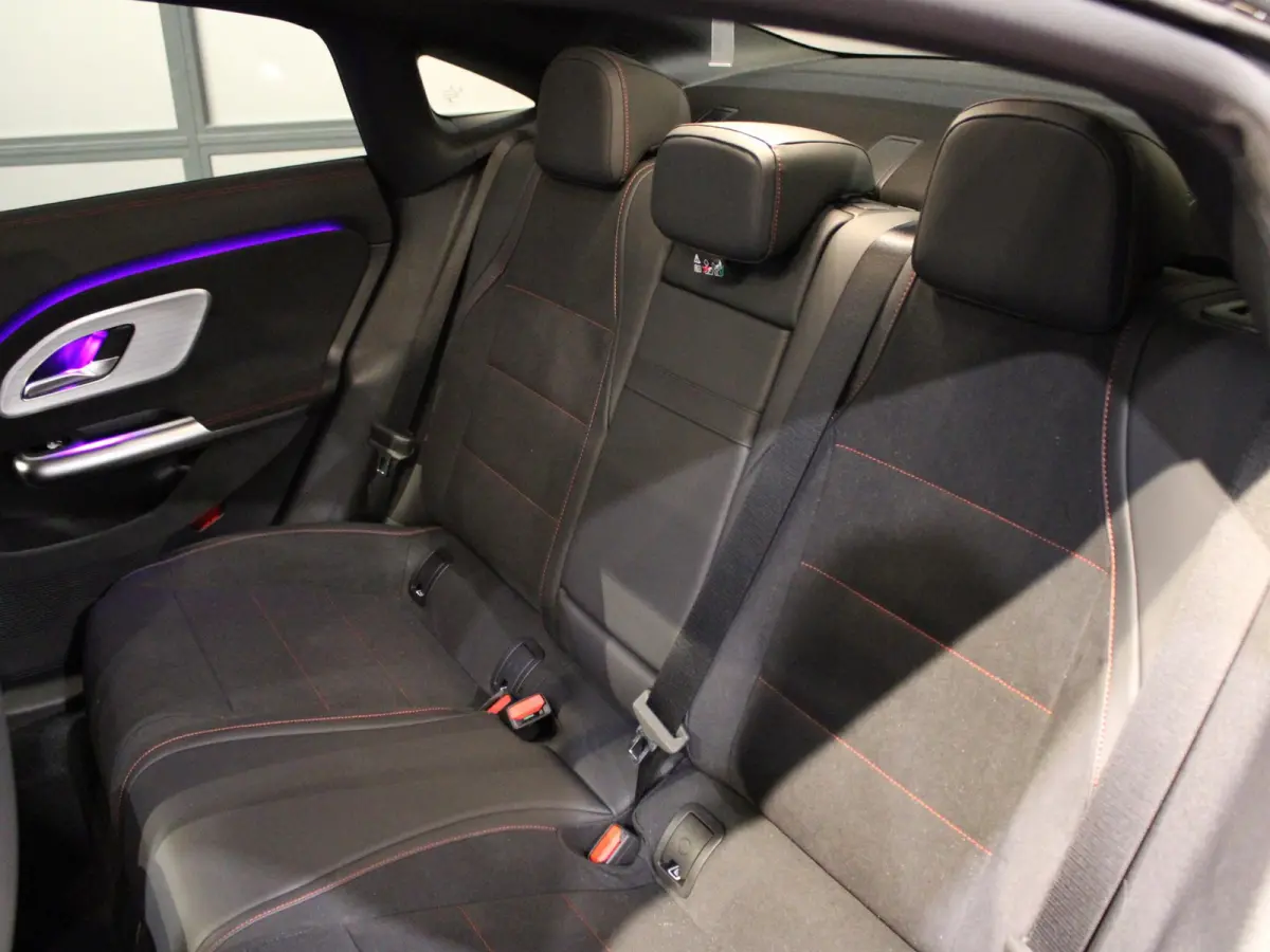 Limousine 250+ Launch Edition 85.5 kWh