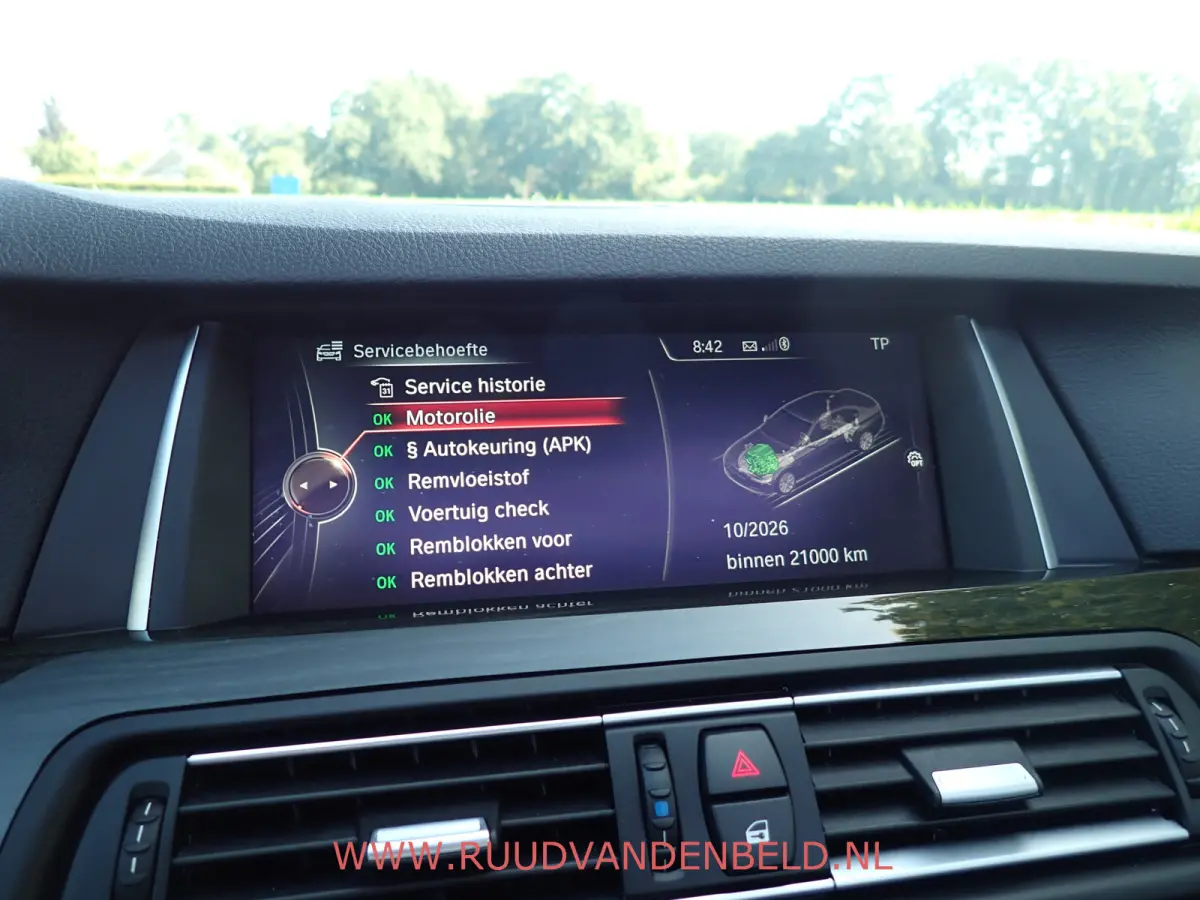 520i Luxury Edition !! UNIEKE KM-STAND !! 1e EIGENAAR !! CAMERA / SCHUIF-KANTEL DAK / MEMORY