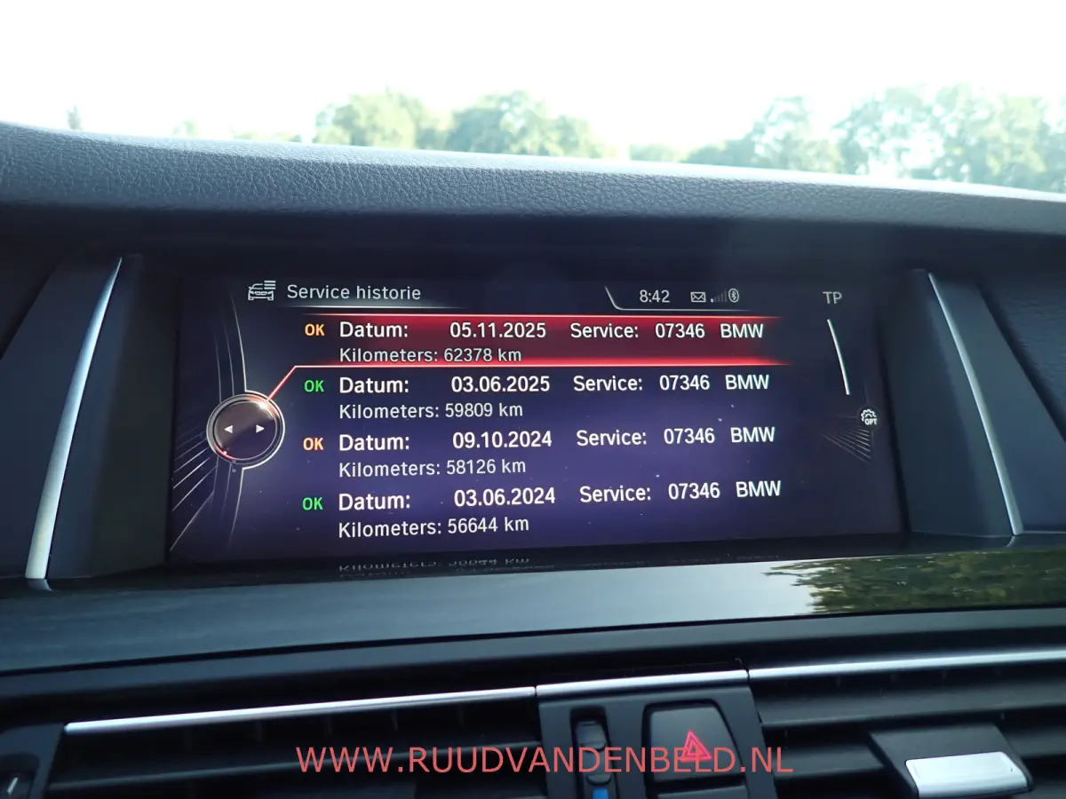 520i Luxury Edition !! UNIEKE KM-STAND !! 1e EIGENAAR !! CAMERA / SCHUIF-KANTEL DAK / MEMORY