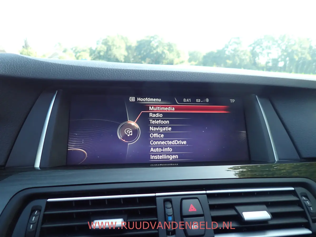520i Luxury Edition !! UNIEKE KM-STAND !! 1e EIGENAAR !! CAMERA / SCHUIF-KANTEL DAK / MEMORY