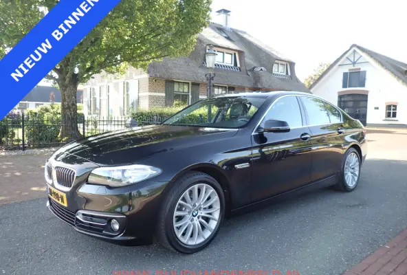 520i Luxury Edition !! UNIEKE KM-STAND !! 1e EIGENAAR !! CAMERA / SCHUIF-KANTEL DAK / MEMORY